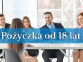 Ludzie na spotkaniu dyskutują, gdzie najlepiej wziąć pożyczkę od 18 lat.