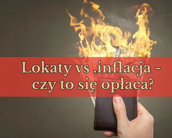 Dłoń trzyma portfel, z którego wydobywają się płomienie i banknoty.