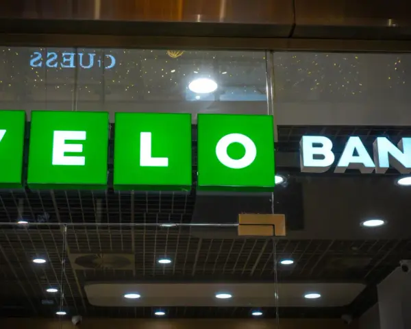 Logo banku Velo Bank. Czy lokaty w Getin Banku są bezpieczne? To pytanie nurtuje wielu klientów.